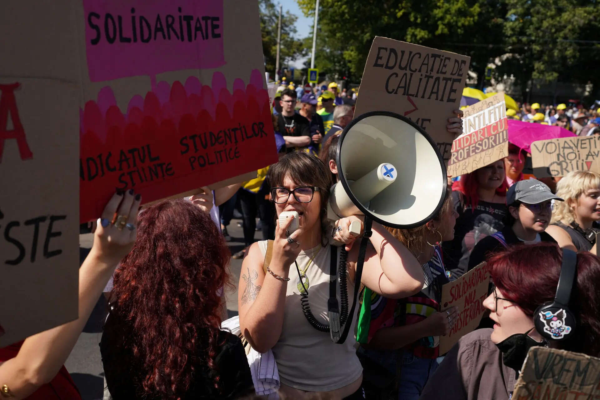 <p>Video clips of their march at night and in the morning surfaced on social media. Several of the girls were seen in the video carrying umbrellas and backpacks.<br></p>