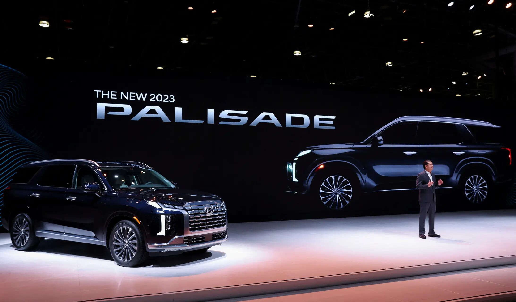 

<article>
<p>Hyundai recalls 5.7 lakh Palisade SUVs in US over faulty seat belt buckles.</p>
</article>
<p>“/><figcaption class=