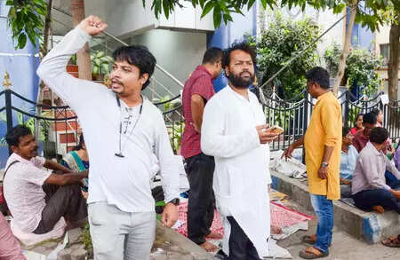 <p>The Supreme Court ordered the sacking of 25,753 teaching and non-teaching staff at state-aided schools</p>
