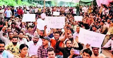 <p>An initial probe by the state government pointed to a college professor and a CPWD junior engineer with his family as masterminds of the leak<br></p>