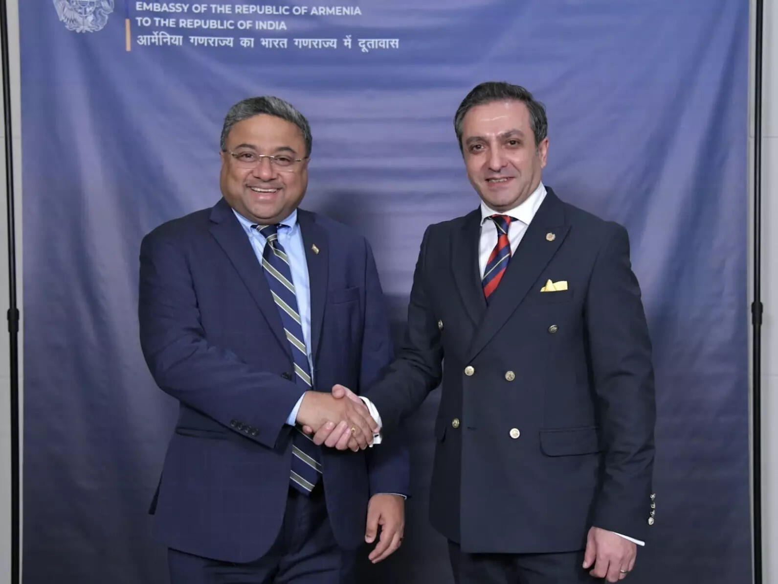 <p>Armenian Ambassador to India, His Excellency <strong>Vahagn Afyan</strong> with Secretary (West) <strong>Sibi George</strong></p>