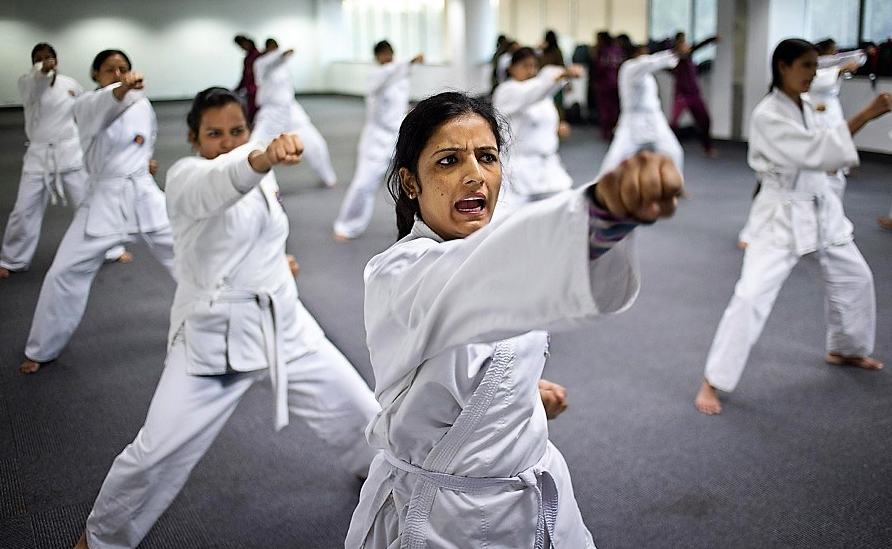 <p>Experts are guiding girl students on personal safety in both social and personal situations.</p>