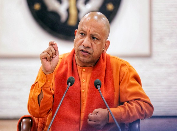 <p>Sudhir Kumar, previously commissioner of Kanpur Nagar Nigam, has replaced Ashish Kumar. Meanwhile, CDO Rae Bareli Arpit Upadhyay has been appointed the new commissioner of Kanpur Nagar Nigam. Secretary of Moradabad Development Authority, Anjulata, is the new CDO of Rae Bareli. </p>