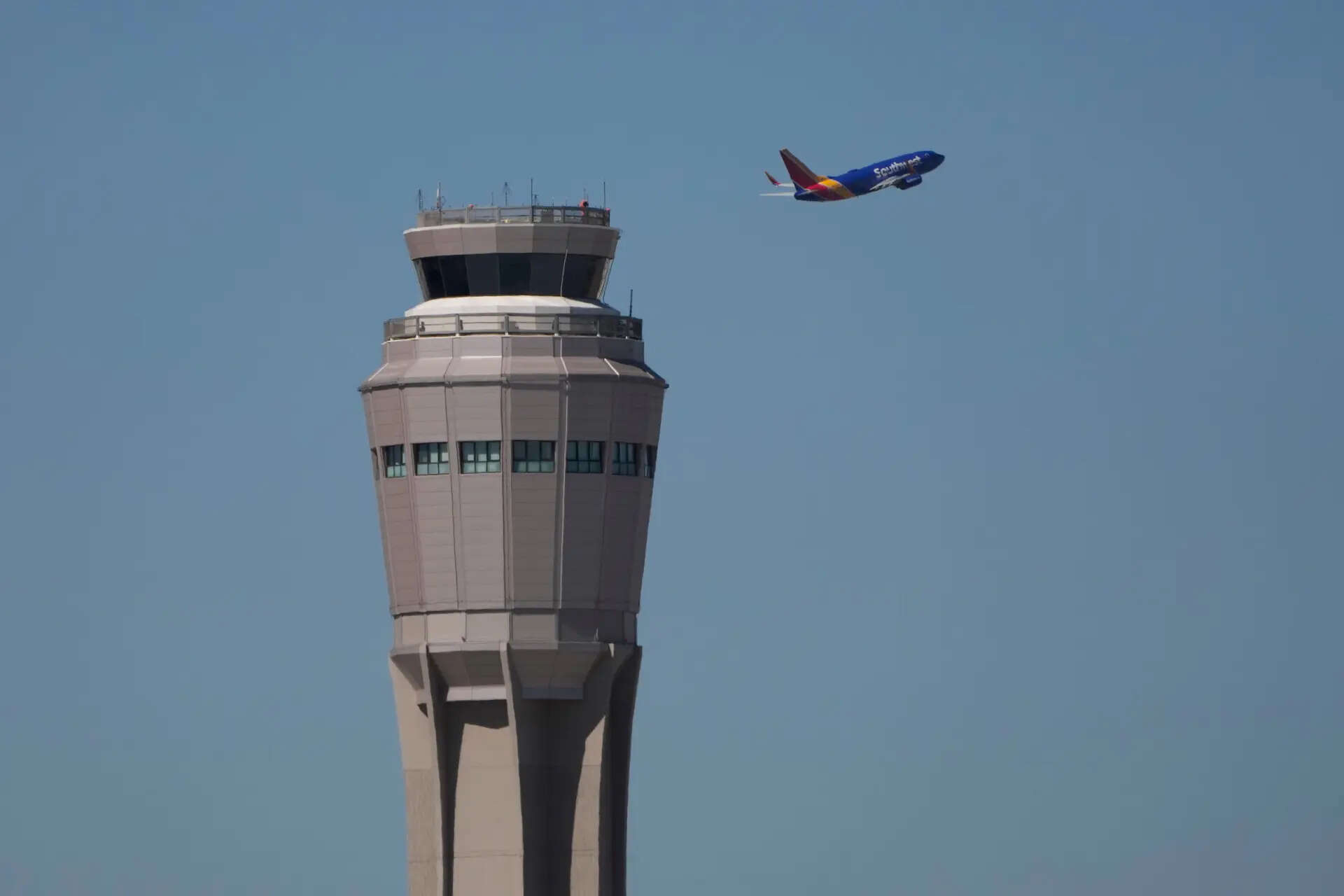 <p>The ongoing federal government shutdown is significantly impacting the US travel industry, leading to trip cancellations and airport avoidance. </p>