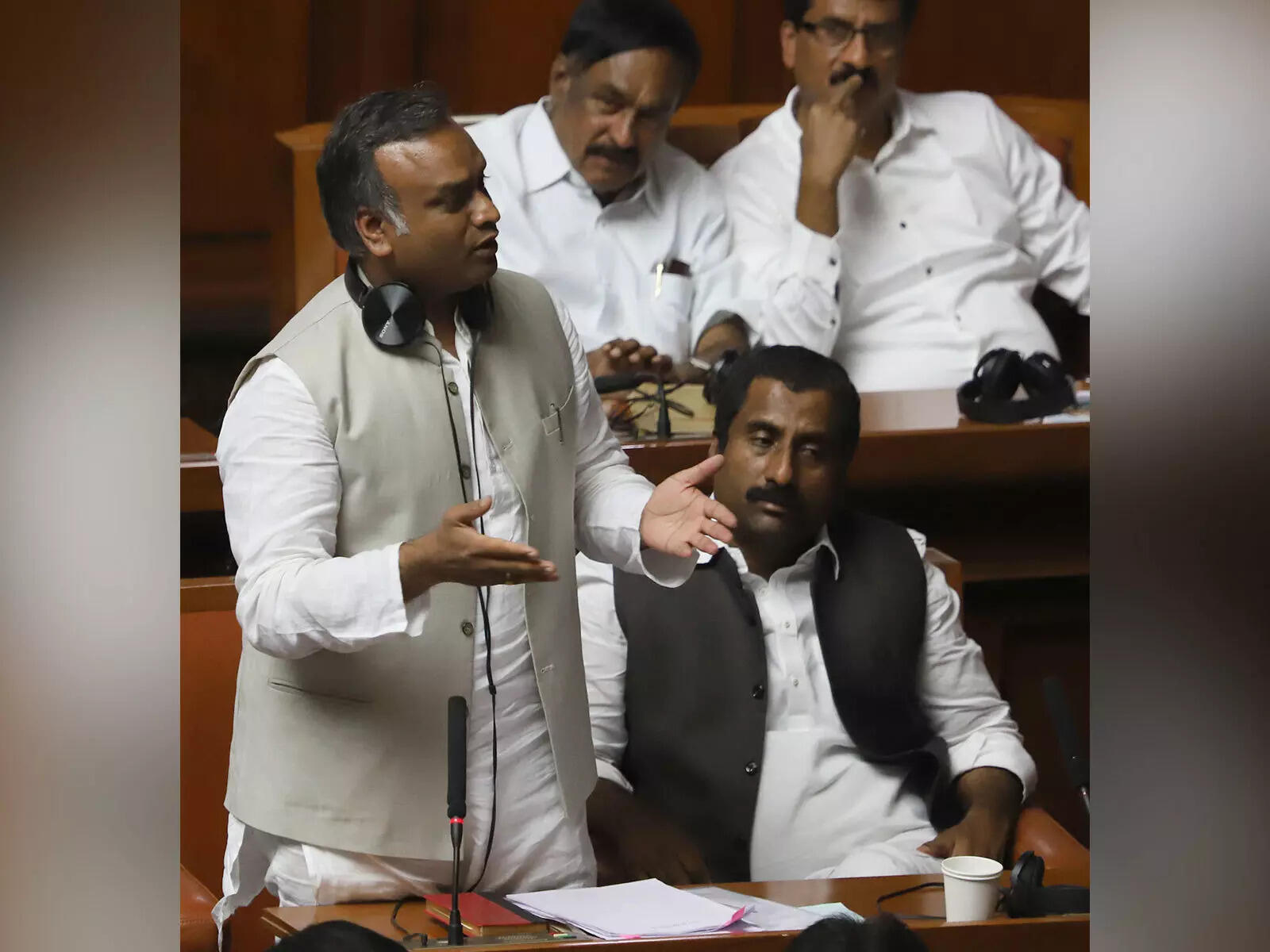 <p>In a letter to the chief minister dated October 4, Kharge, son of Congress president Mallikarjun Kharge, alleged that the Rashtriya Swayamsevak Sangh has been conducting its 'shakhas' in government and government-aided schools.<br></p>