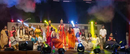 <p>Indian High Commissioner to Mauritius Anurag Srivastava participated in the event and also extended heartfelt greetings to the people present, reflecting on the festival's deeper meaning</p>