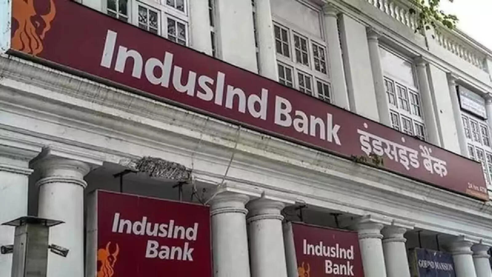 Former IndusInd Bank deputy pays 50% of alleged insider trading gains to Sebi