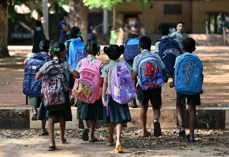 <p>Following the release of more than 450 crore towards RTE reimbursement by Union govt, state govt announced the commencement of this year's admissions on Oct 2</p>