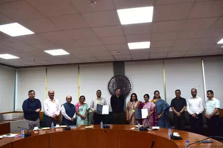 <p>In addition, faculty and students from IIT Delhi will conduct outreach sessions in KV schools, aiming to inspire young minds to pursue careers in STEM</p>