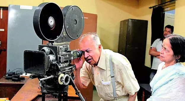 <p>Jayant Naralikar</p>