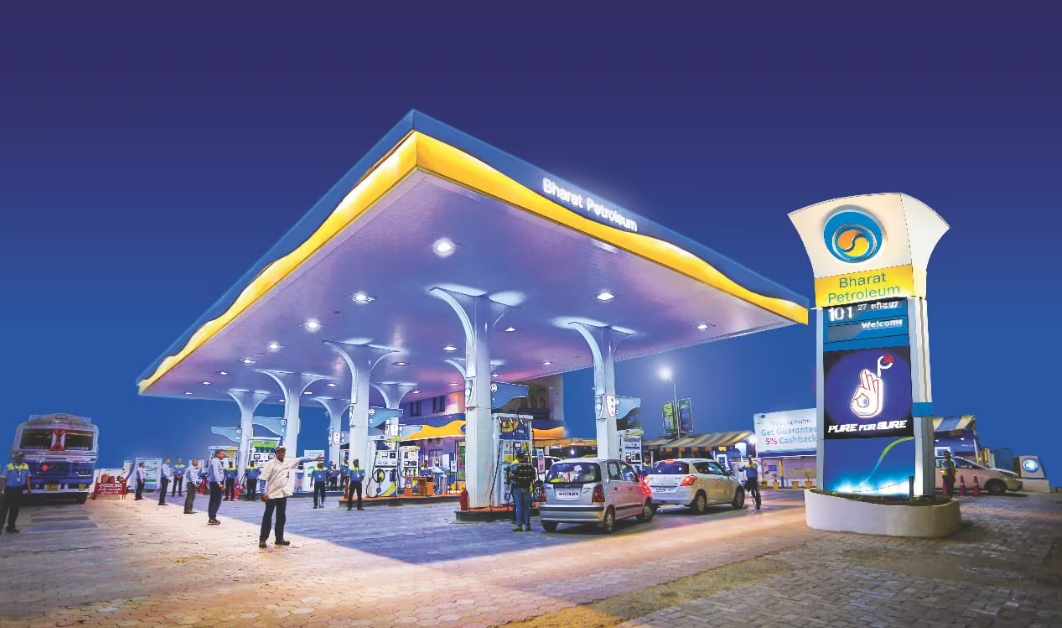 <p>The agreement covers the joint construction of a 700-km cross-country product pipeline from Siliguri to Mughalsarai, with an estimated investment of ₹3,500 crore.</p>