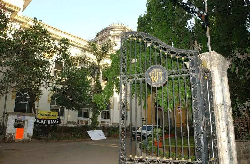 <p>Vinod Sikka, prof- in-charge of placements at Sardar Patel Institute of Technology, said so far their highest package is Rs 33 lakh per annum from PhonePe<br></p>