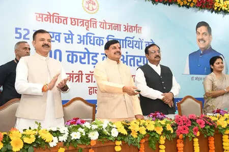 <p>The ceremonial event was held at Samatva Bhavan, Bhopal and was attended by School Education Minister Uday Pratap Singh and Tribal Welfare Minister Kunwar Vijay Shah</p>