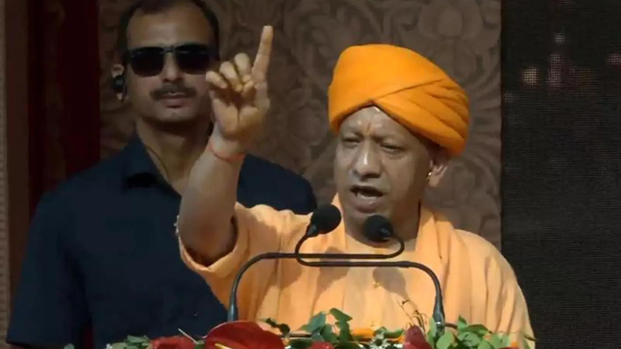 <p>He emphasised that close coordination with industry should be established in every district, facilitating industry visits and training programmes aligned with current market needs</p>