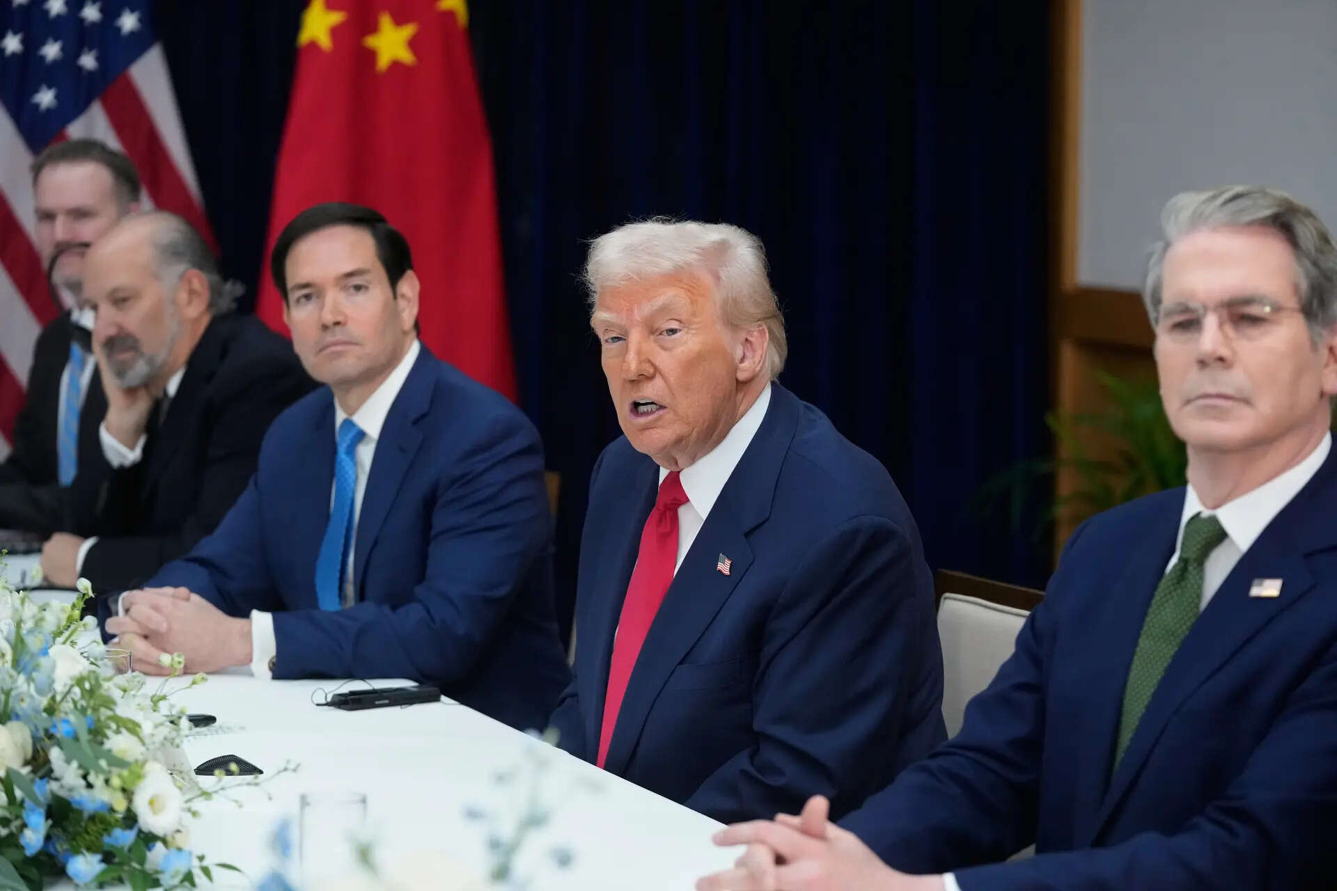 <p>Japanese automakers Toyota and Nissan are considering importing US-built cars to Japan, a move driven by trade friction with the US rather than business logic. <br></p>