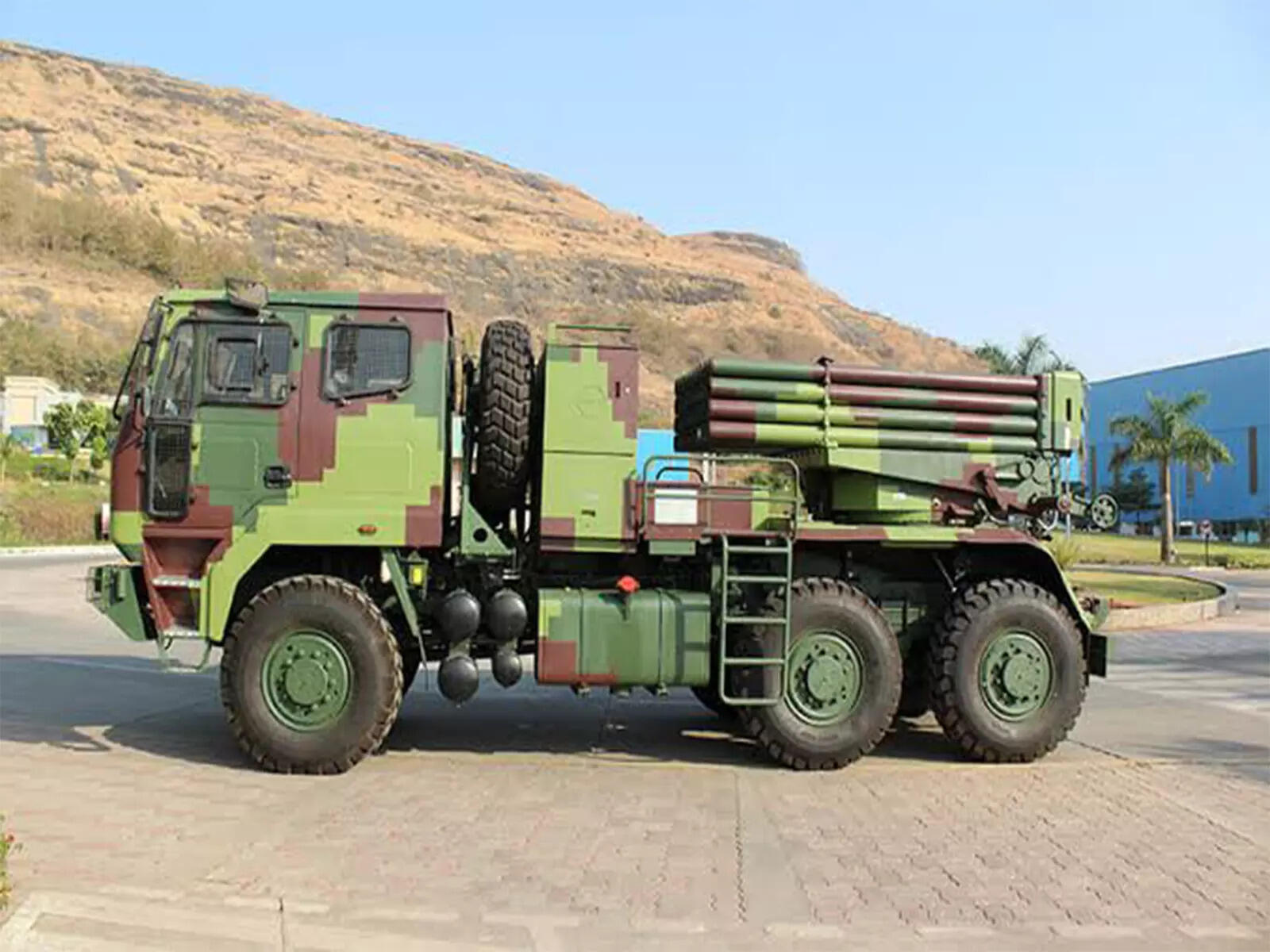 <p>The Indian Army has achieved significant progress in its indigenisation drive, successfully developing over 1,050 spares and 60 major assemblies for foreign weapon systems. </p>