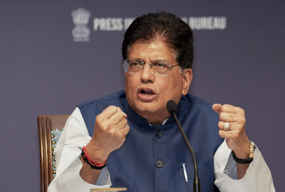 <p>Due to the high import duties, India's merchandise exports to the US declined 8.58 per cent to $6.3 billion in October.</p>