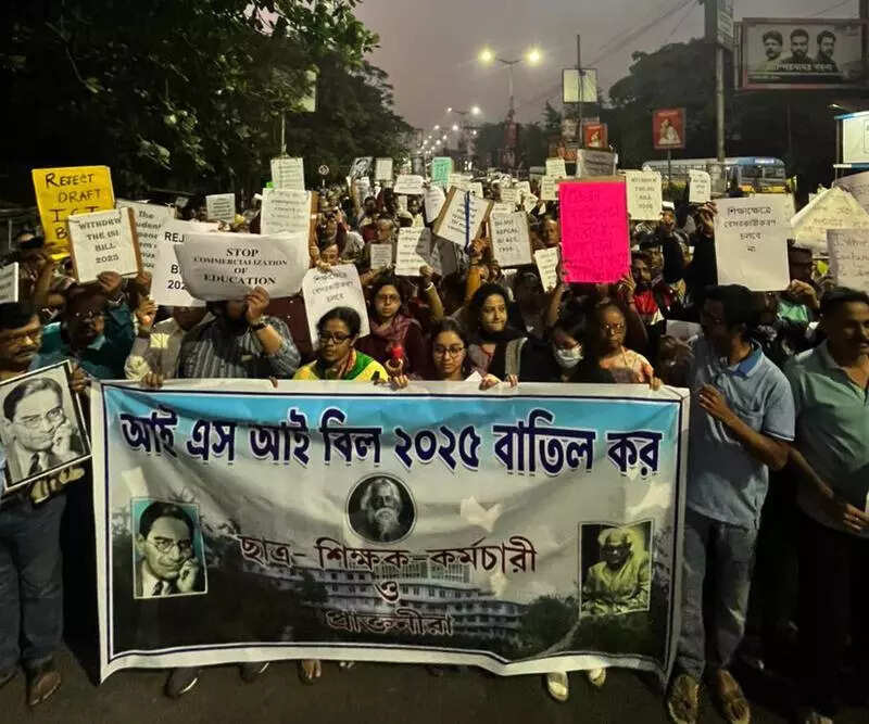  Trinamool MP Saugata Roy said he would raise the issue at the winter session of Parliament