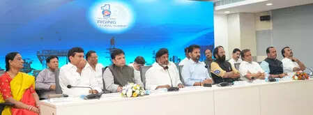 <p>The IT minister said that while Silicon Valley represents global technology leadership, Shenzhen symbolises world-class production, and Singapore stands for discipline and good governance-Hyderabad is emerging as a unique combination of all three. <br></p>