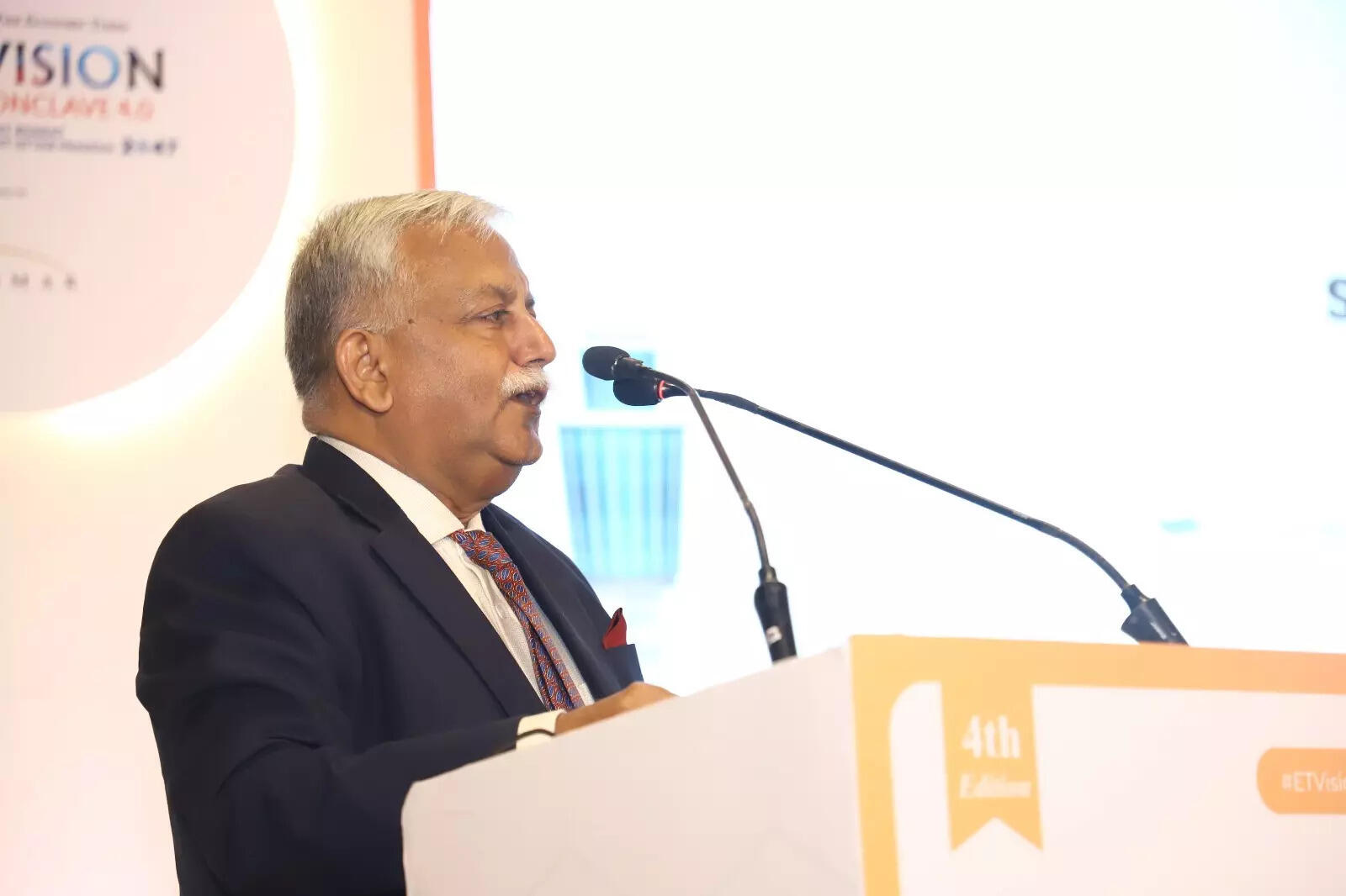 <p>Awanish Kumar Awasthi</p>