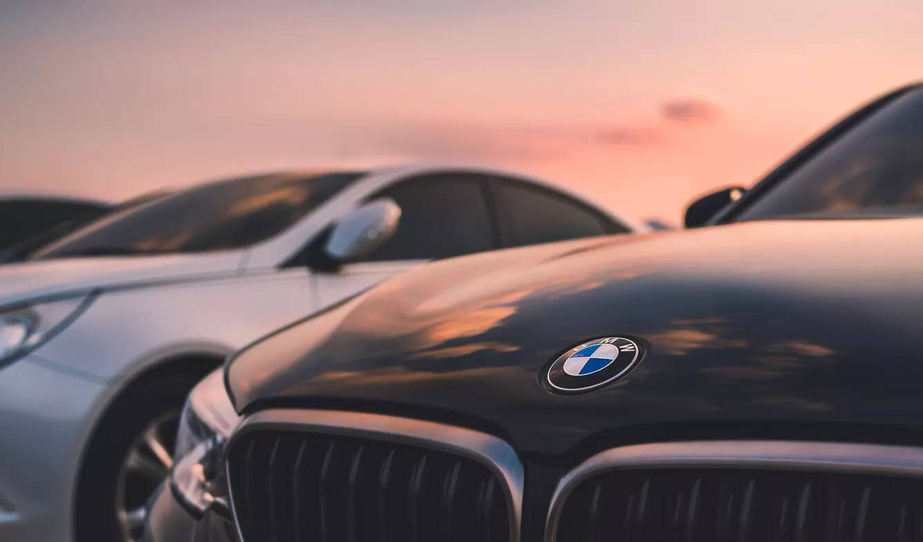 

<p>New car prices are soaring, with luxury brands leading the surge. Luxury is now about more than just cost or materials. This shift redefines automotive exclusivity for today’s discerning buyers.</p>
<p>“/><figcaption class=