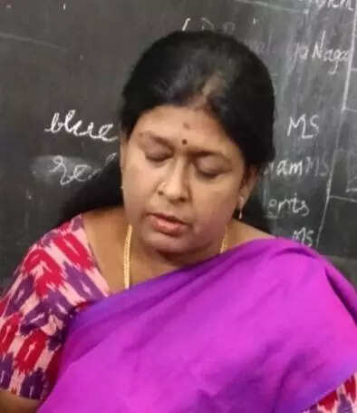 <p>The arrested official, J Latha Baby, 54, served as the BEO for Trichy block and was holding additional charge of Vaiyampatti block.</p>