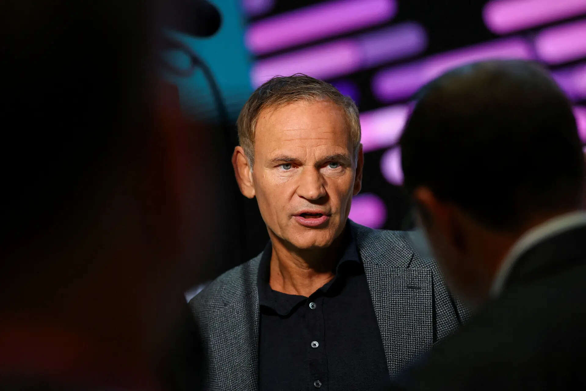 

<p>Volkswagen’s CEO Oliver Blume announced continued cost-cutting measures to maintain competitiveness amidst industry challenges. </p>
<p>“/><figcaption class=