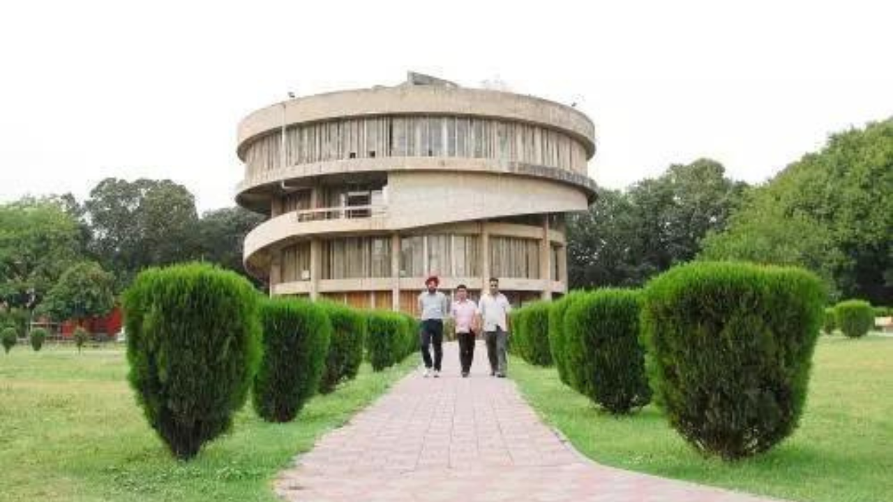 <p>The Chandigarh Aided College Teachers' Association (Cacta) welcomed the move and said it strengthens the demand for the timely implementation of service benefits</p>