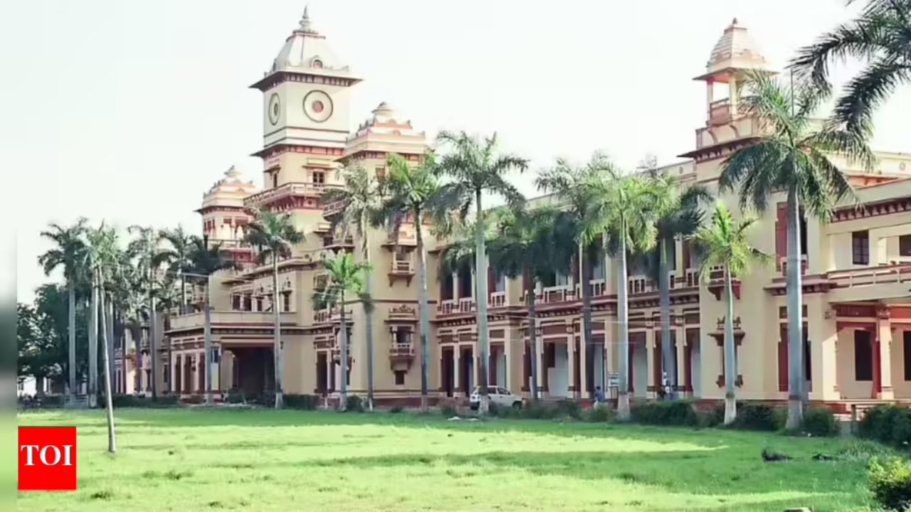 <p>Prof Sushma Ghildyal, dean of the faculty of arts, highlighted upcoming international projects and MoUs that promised fresh perspectives and growth for the faculty.<br></p>