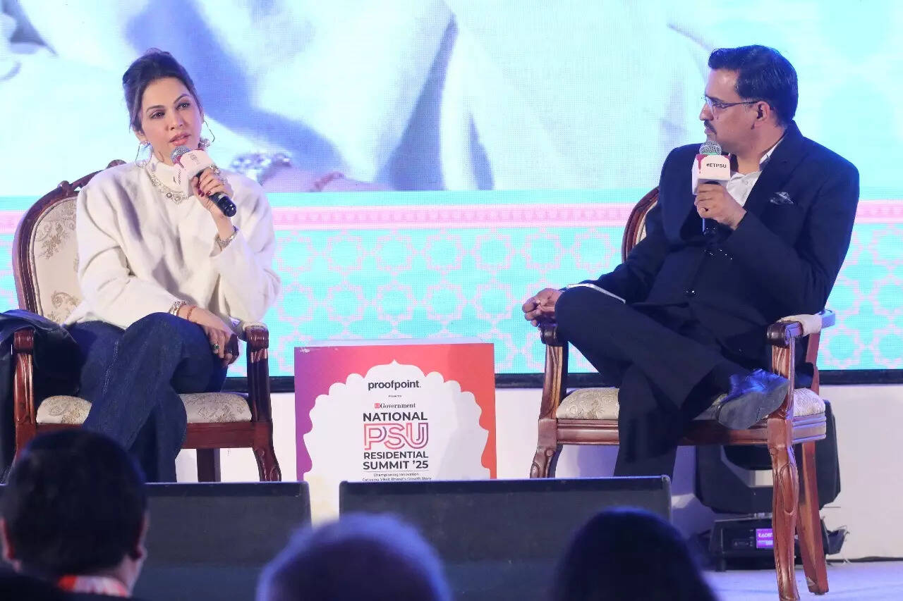 <p>Tracing her journey across films as diverse as Khallas Girl, Krishna Cottage, Don, ET and recent OTT narratives, Koppikar said her choices have always been guided by one principle: the woman must have a voice. </p>