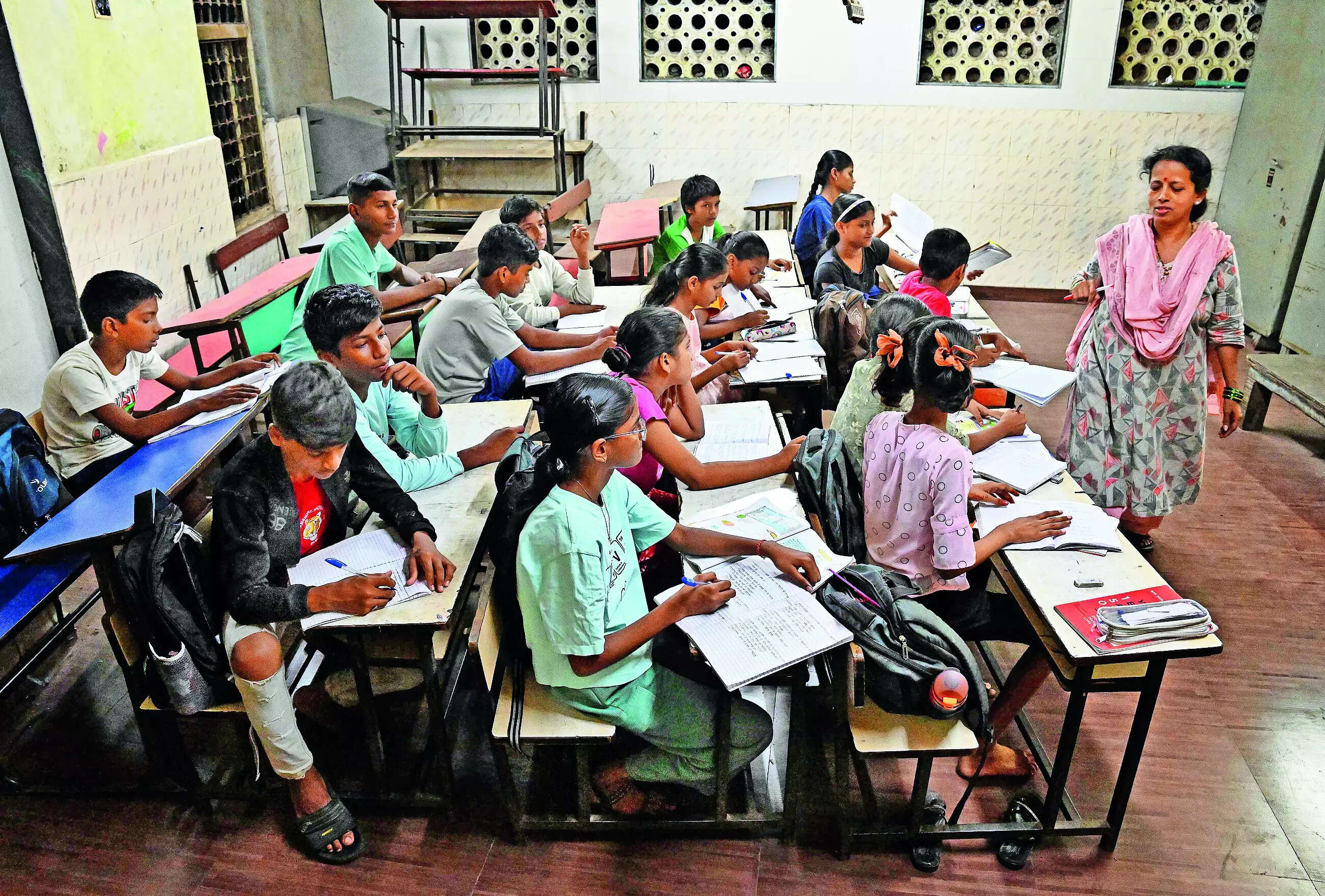 <p>The big change is the fall in the percentage of students in the municipal school system of Mumbai (MCGM). This slide was temporarily reversed during COVID, when enrolments in government schools went up. <br></p>
