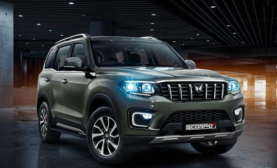 <p>Mahindra Scorpio </p>