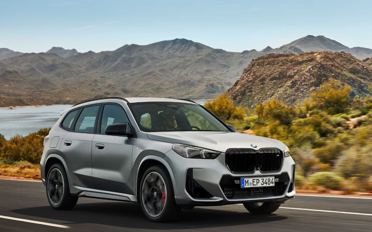 

<p>BMW X1 </p>
<p>“/><figcaption class=