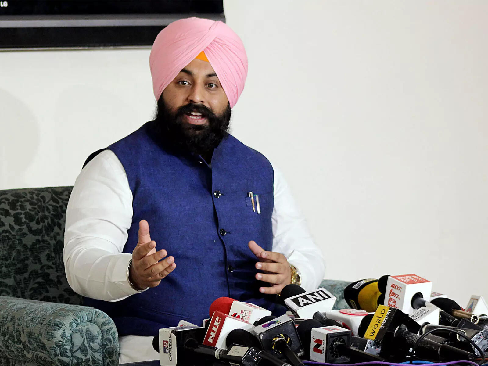 <p>Punjab education minister Harjot Singh Bains said the department ensured equitable distribution of funds and allocations </p>