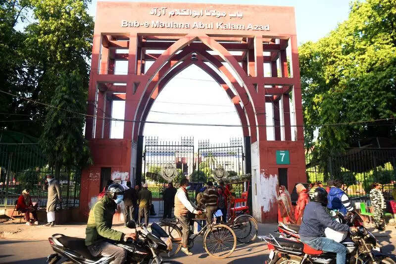 <p>The university has issued orders to install barcode scanners at all vehicle entry gates, a move aimed at strengthening security and restricting unauthorised entry</p>