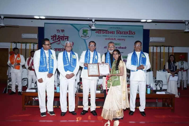 <p>The convocation was presided over by vice-chancellor Prashant Bokare, with pro-VC Shriram Kawale, registrar Anil Hirekhan, and several academic heads, council members, and senior officials in attendance</p>