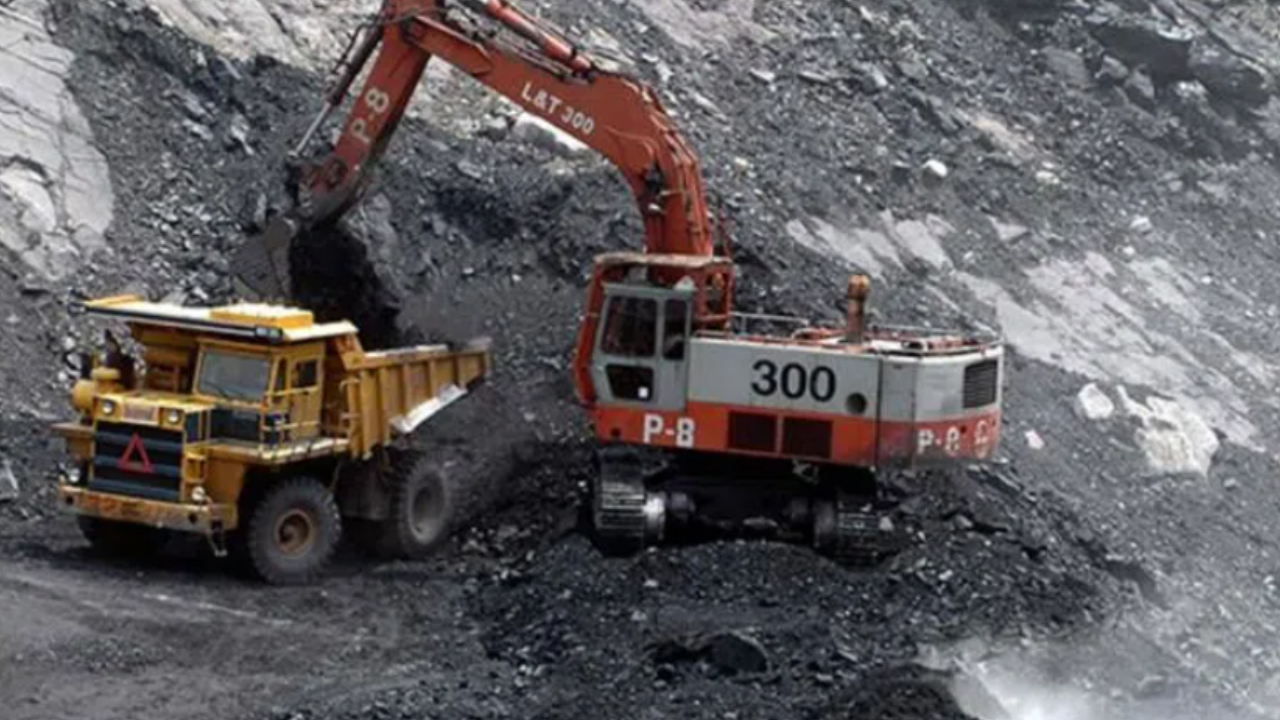 <p>A two-member technical team from the Ministry of Coal investigated key aspects of Singareni Collieries Company Ltd (SCCL) over two days. </p>