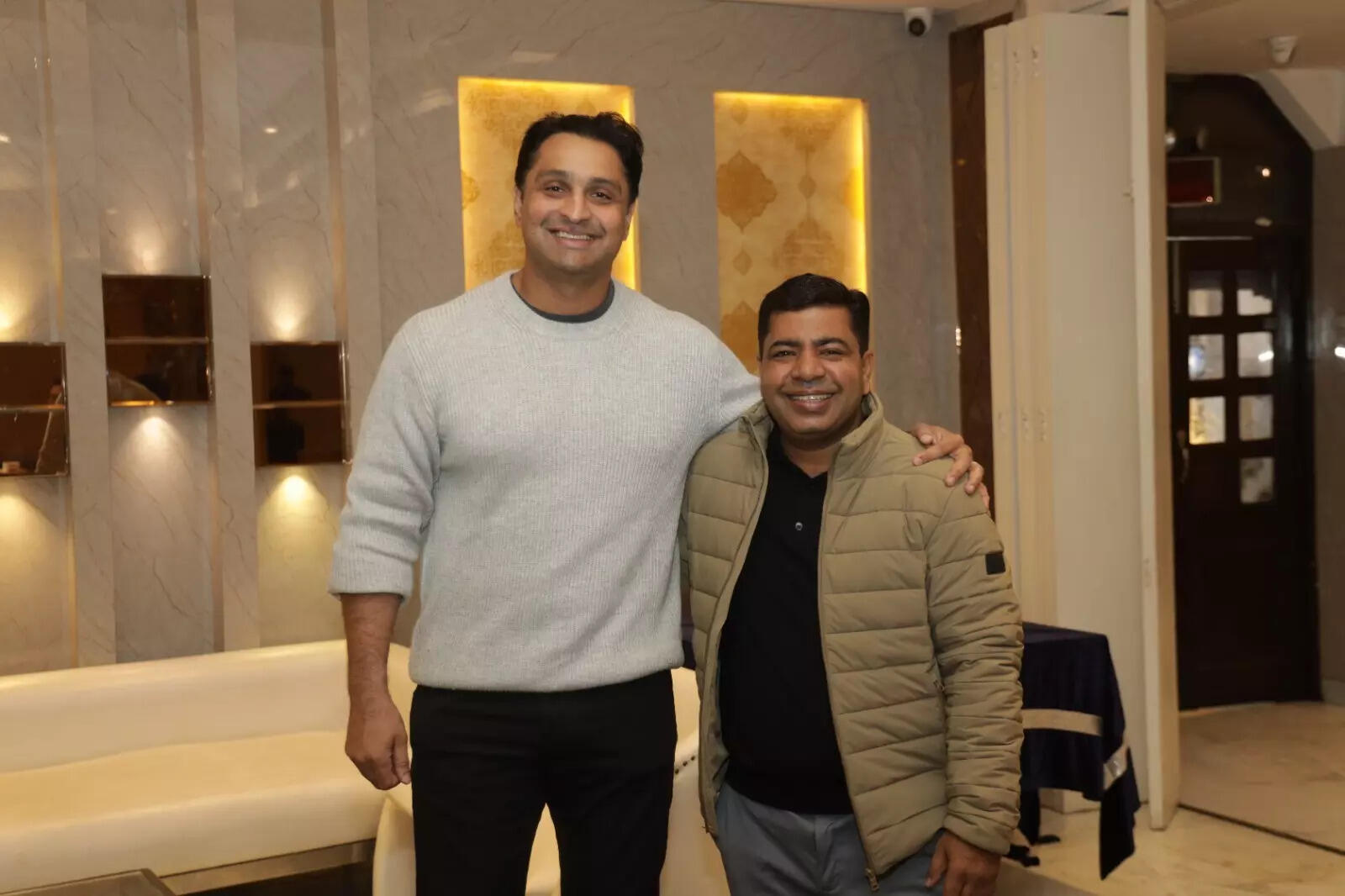 

<p>निवेश खंडेलवाल (बाएं) और विश्वास सिंह, निवान केयर के संस्थापक।</p>
<p>“/><figcaption class=