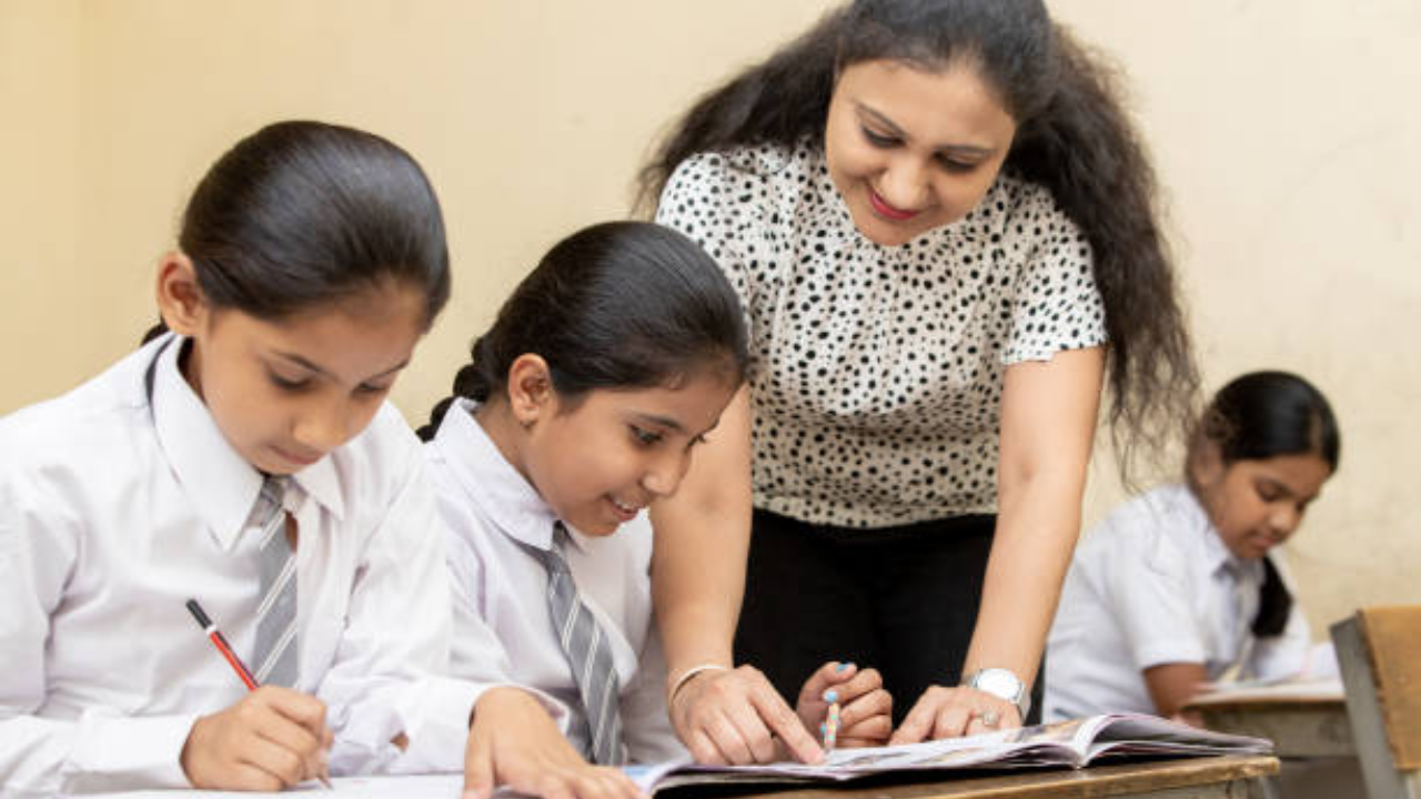 <p>The channel will send updates about textbook changes, new learning materials, and updates in the school curriculum.</p>