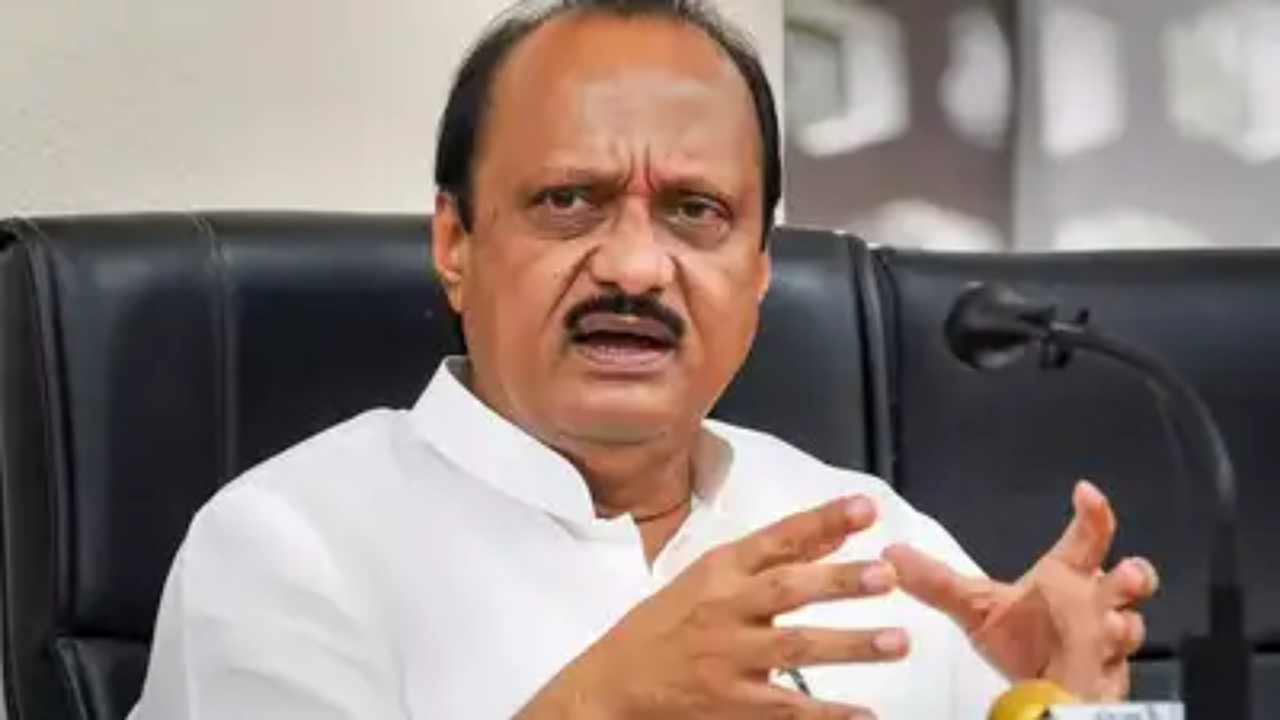 <p>Ajit pawar</p>