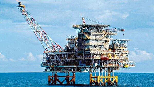 <p>ONGC has halted production decline and delivered incremental gains at Mumbai High by roping in BP as a technical service provider.</p>