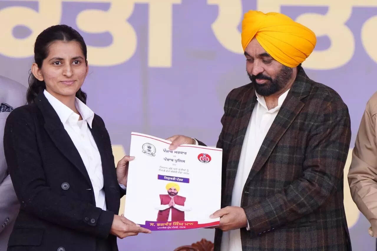 <p>Recalling the period between 2017 and 2020, Mann said the scheme was virtually stalled, leading educational institutions to withhold degrees to students.</p>