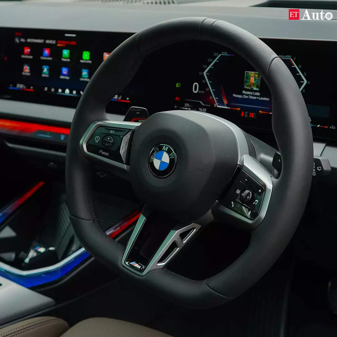 

<p>X3 30 xDrive M Sport Pro steering</p>
<p>“/><figcaption class=