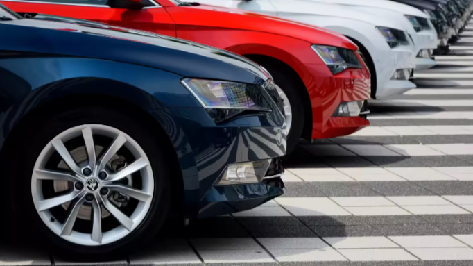 Industry watchers expect momentum to carry into 2026, barring macroeconomic shocks.