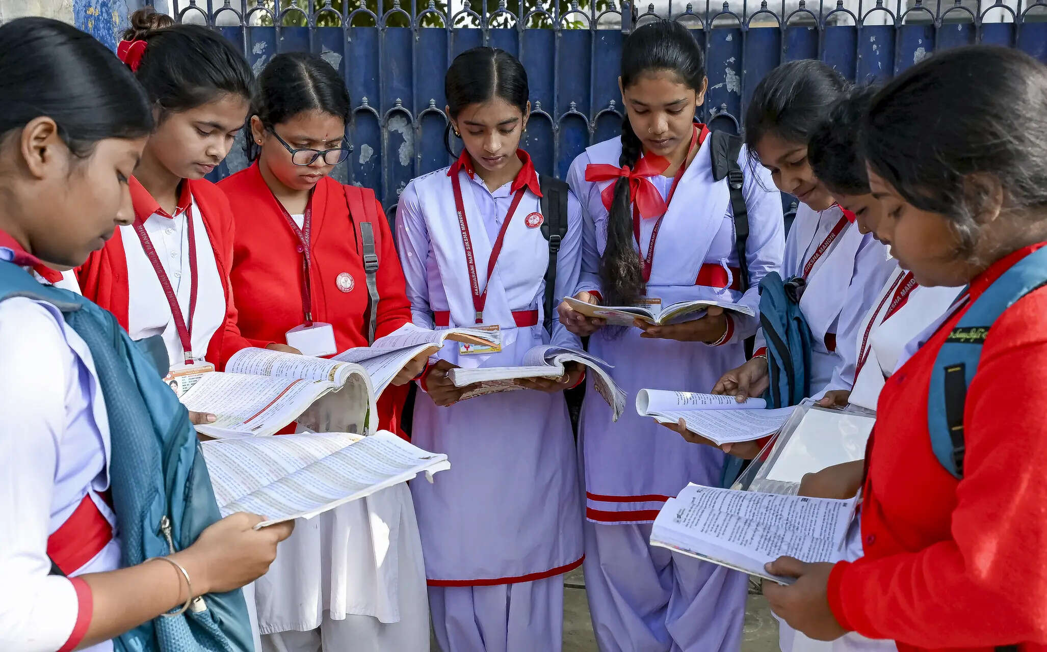 <p>For students of lower classes, a longer break has been retained in view of the summer</p>