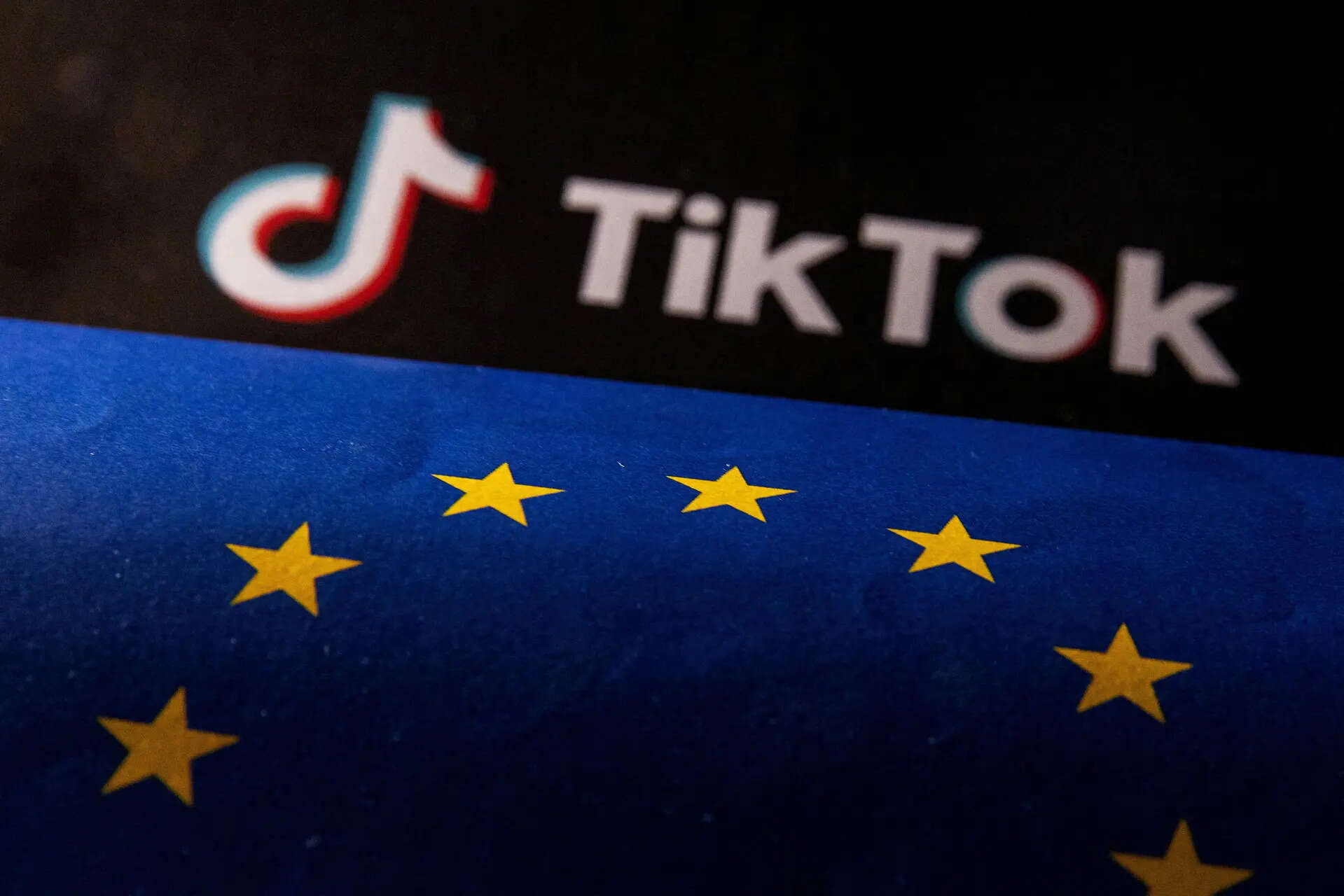 <p>EU accuses TikTok of 'addictive design' and seeks changes to protect users </p>