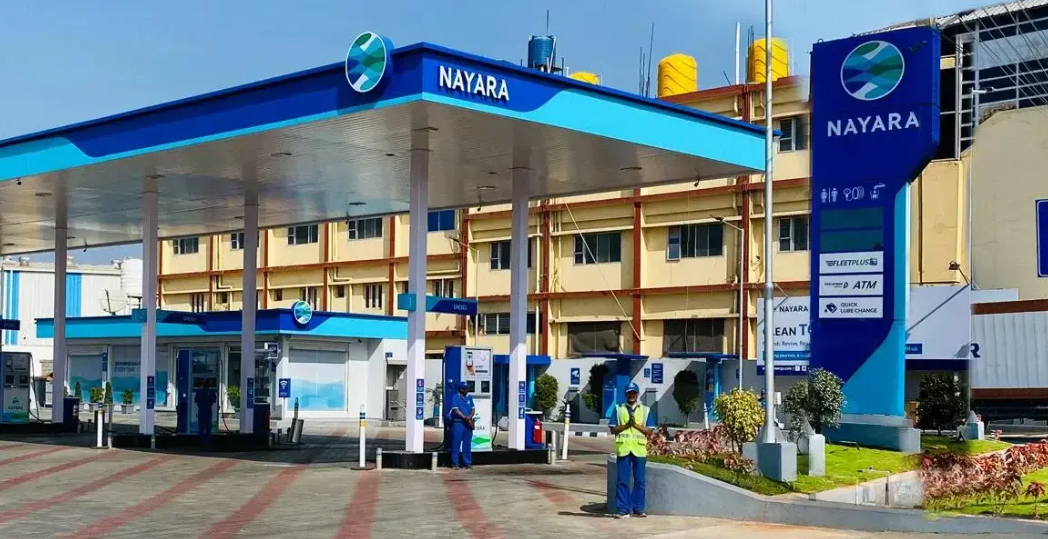 <p>US President Trump's threat of a 25% penalty on Indian crude oil imports casts a shadow over the Nayara refinery in Jamnagar, which is majority-owned by sanctioned Russian energy giant Rosneft.</p>