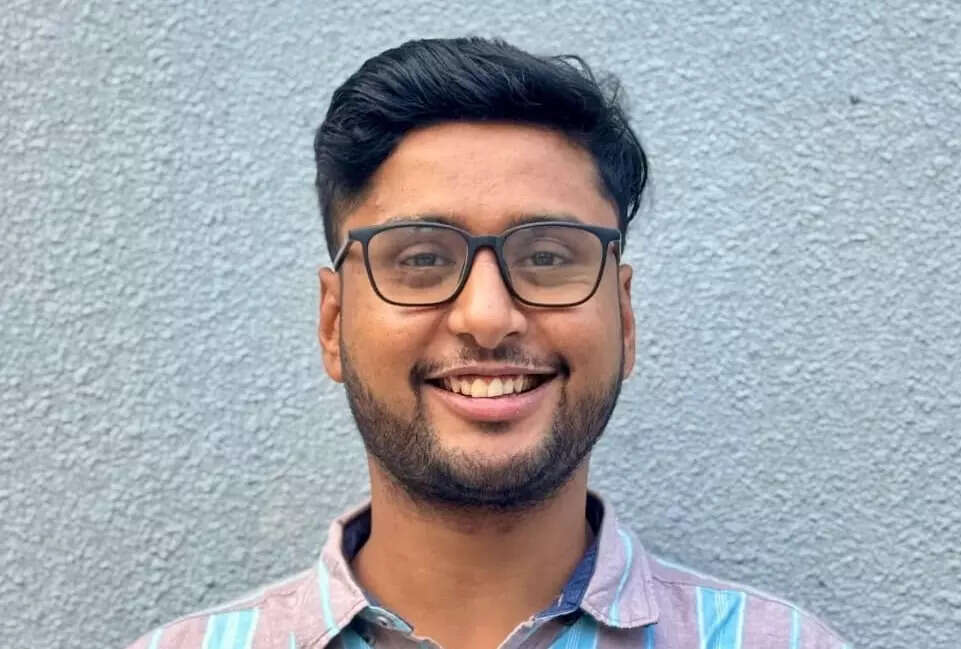 

<p>Anmol Sahai Mathur como vice-presidente de marketing _MARS Cosmetics.</p>
<p>“/><figcaption class=