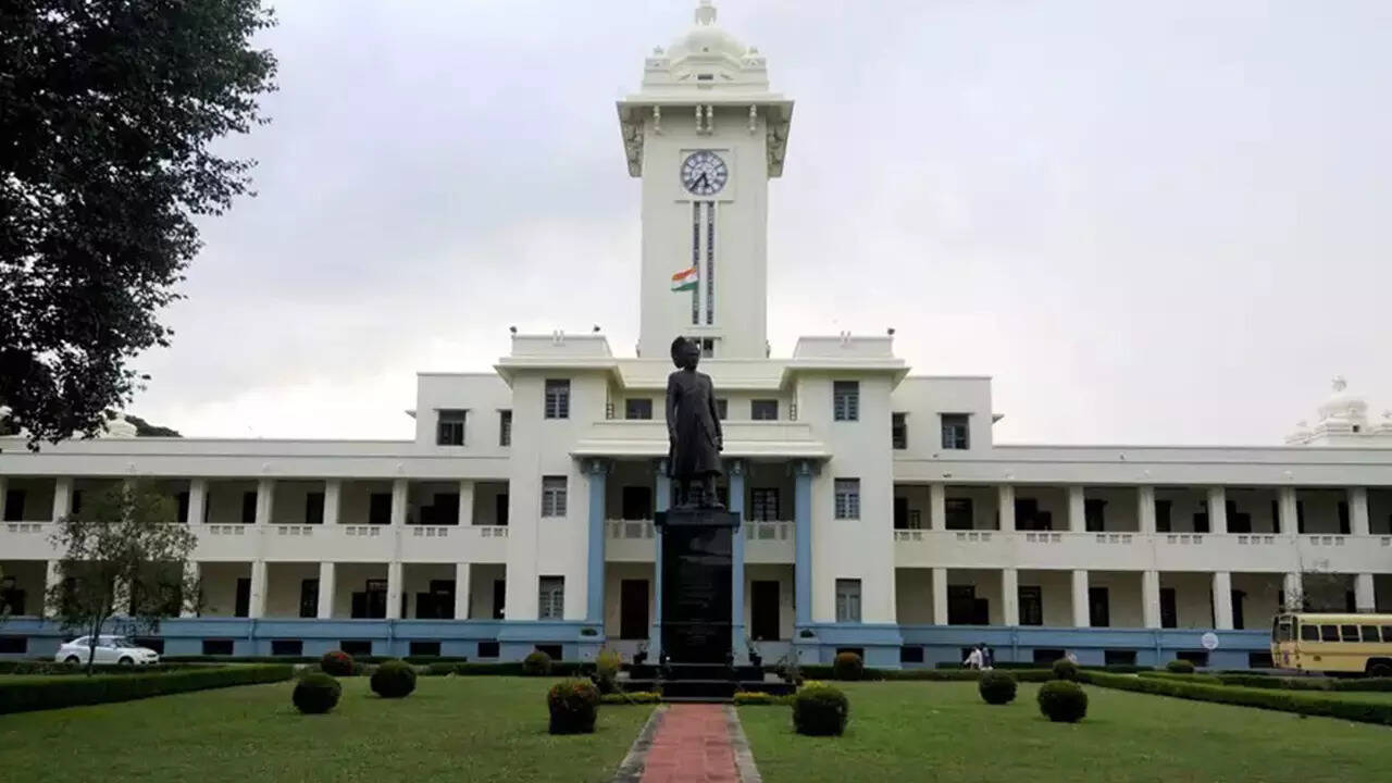 <p> The court also directed the university to release the funds for the festivals.</p>