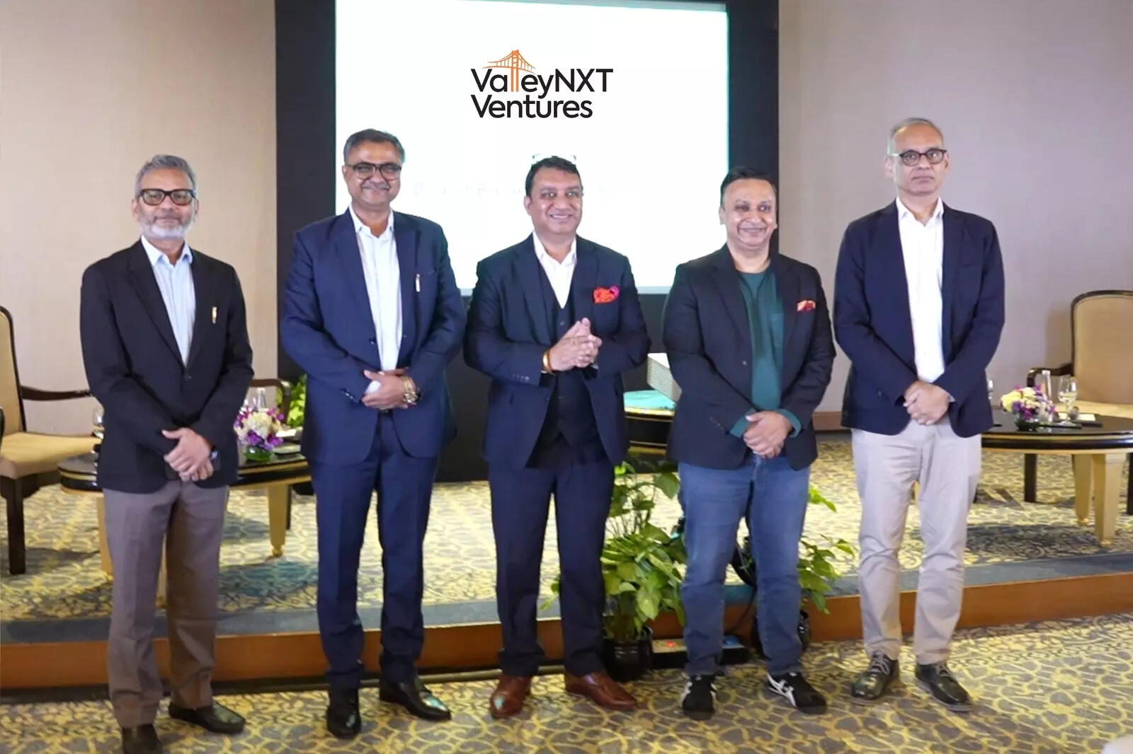 <p>Dr. Madhu Vasepalli, CA. Anand Saklecha, Dr. Nikhil Agarwal, Dr. Apurva Chamaria, Mr. Suresh Goyal.</p><p>“><figcaption class=